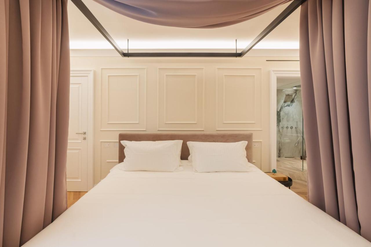 Naxi Aparthotel